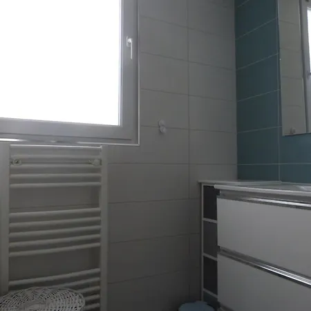 Maison A Proche Plage, 8 Pers., Parking Et Jardin Clos - Fr-1-823-12